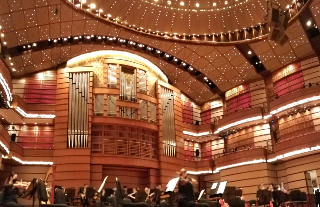 ペトロナス・フィルハーモニック・ホール（Dewan Filharmonik Petronas）内部